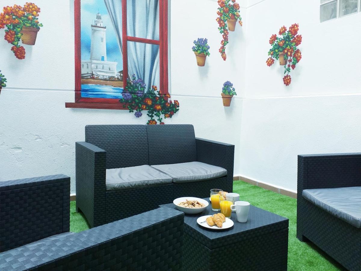 DL Patio Málaga - PicassoCityCentreApartments managed property Esterno foto