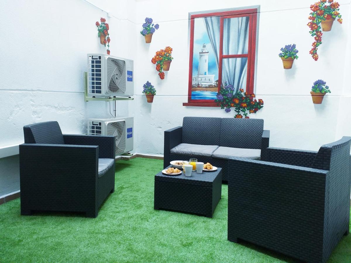 DL Patio Málaga - PicassoCityCentreApartments managed property Esterno foto