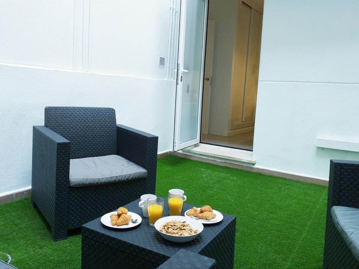 DL Patio Málaga - PicassoCityCentreApartments managed property Esterno foto